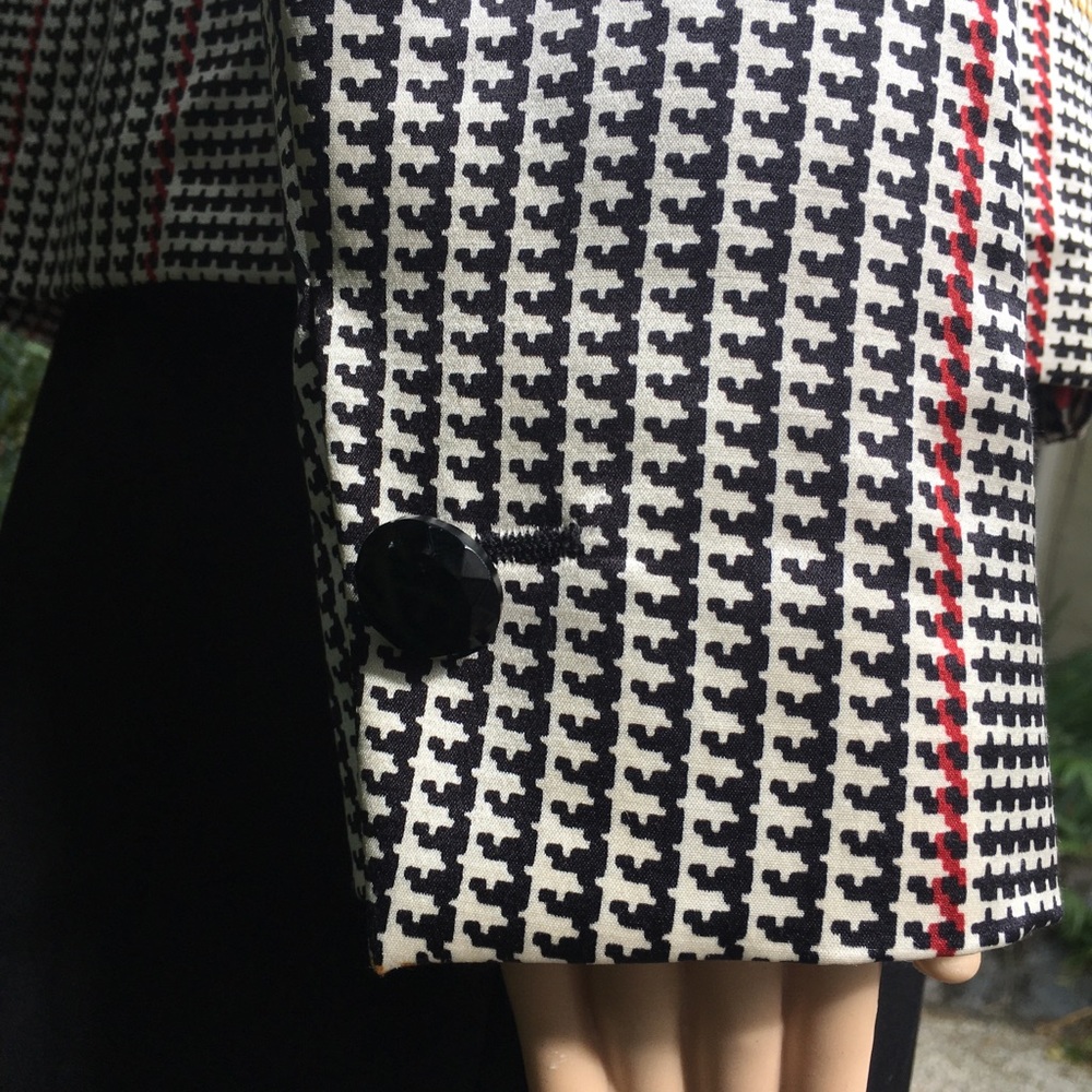 ESCADE MODERN HOUNDSTOOTH SILK JACKET - Picture 7 of 10